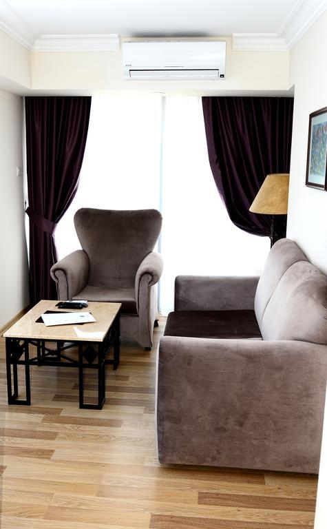 By Karaaslan Otel Kuşadası